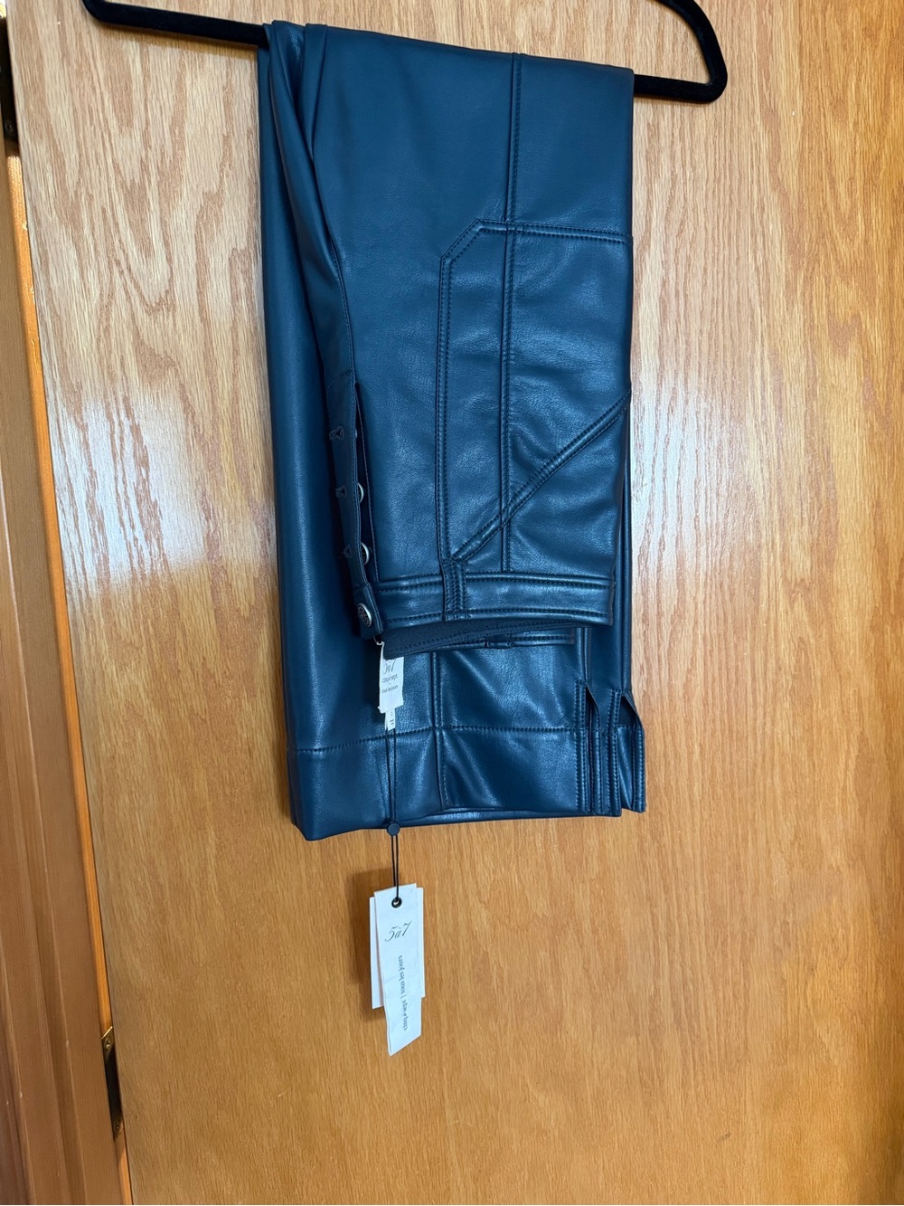Cinq a sept dark blue Leather cropped Pants - wide leg